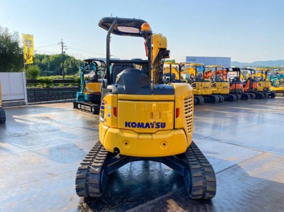 2017 コマツ PC38UU-6