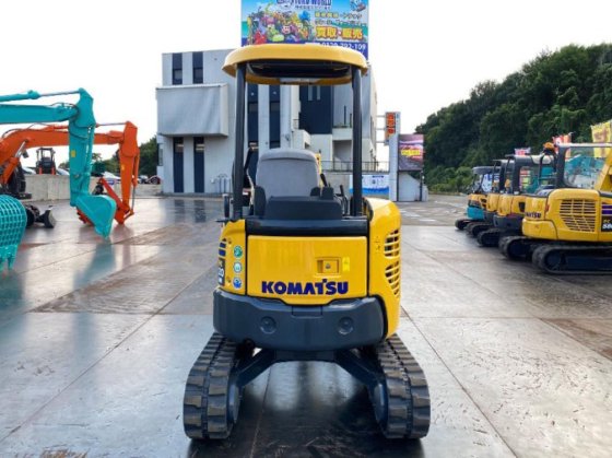 2013 コマツ PC20MR-3