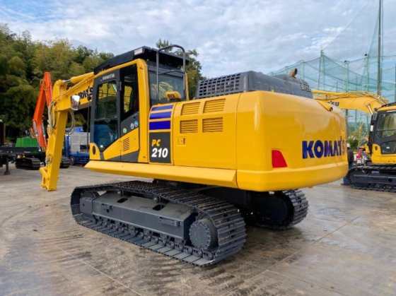 2018 コマツ PC210-11