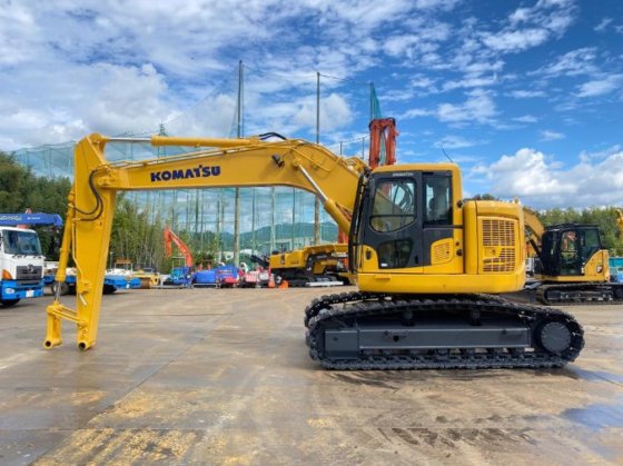 2015 コマツ PC228US-10