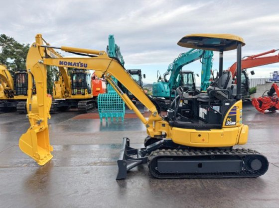 2019 コマツ PC35MR-5