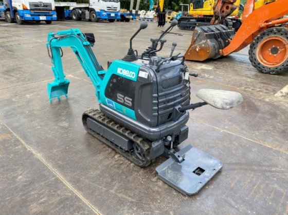コベルコ建機 SS1