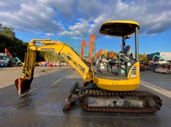 2019 コマツ PC30MR-5