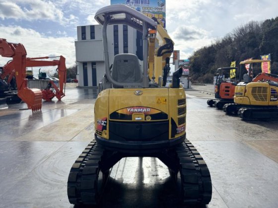 2015 ヤンマー B4-6A