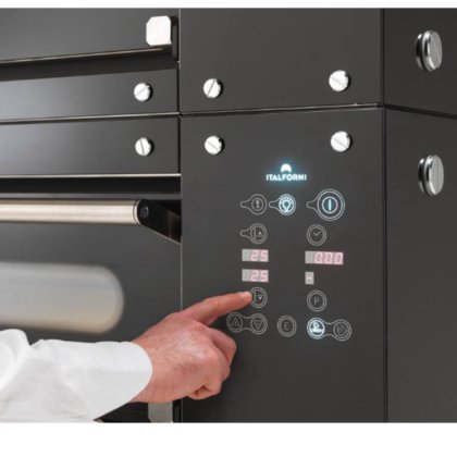 Nuova Forno BULL Italforni in Tivoli, Italia