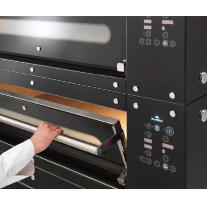 Nuova Forno BULL Italforni in Tivoli, Italia