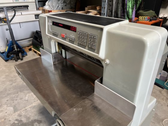 1987 极地 55 EM 断头台