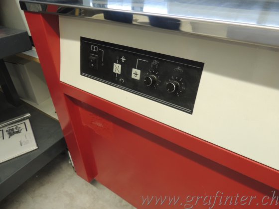 2008年恩斯特-耶格尔825型捆扎机