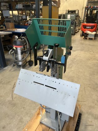 2005 ネイゲル・マルチナックSステープラー