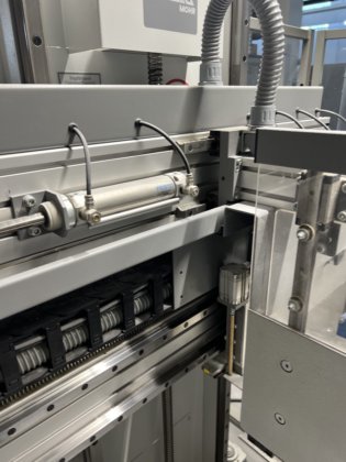 2004 极地横梁 TR130EL-4