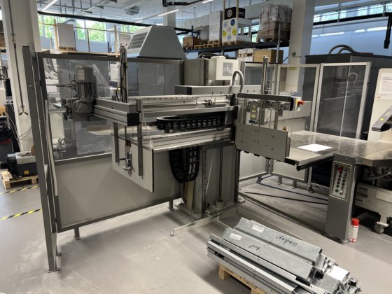 2004 极地横梁 TR130EL-4