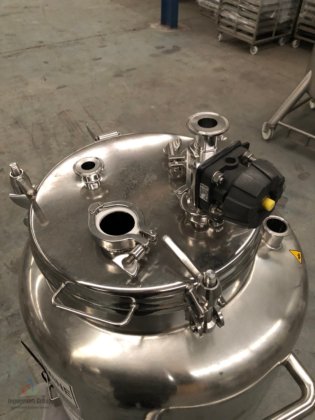 2002 不锈钢罐 150 升