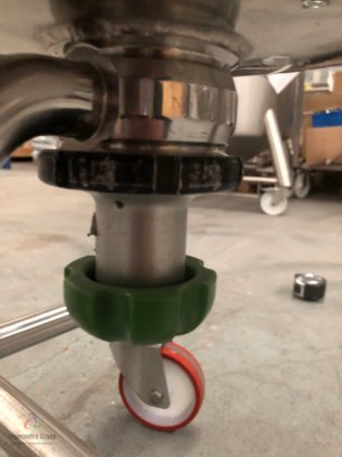 2002 不锈钢罐 150 升