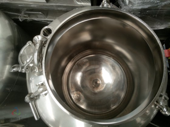 2002 不锈钢罐 150 升