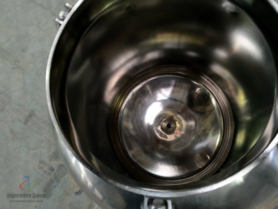 2002 不锈钢罐 150 升