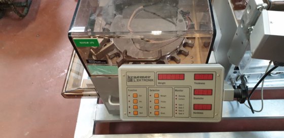 1997 测试压片机（用于零件）