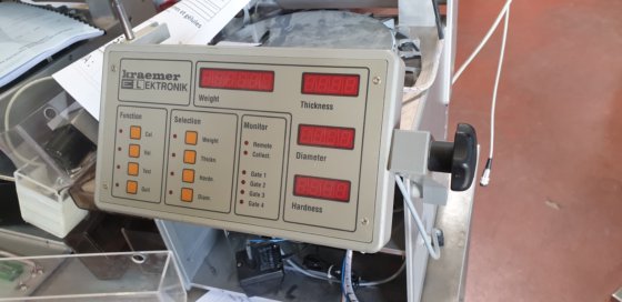 1997 测试压片机（用于零件）