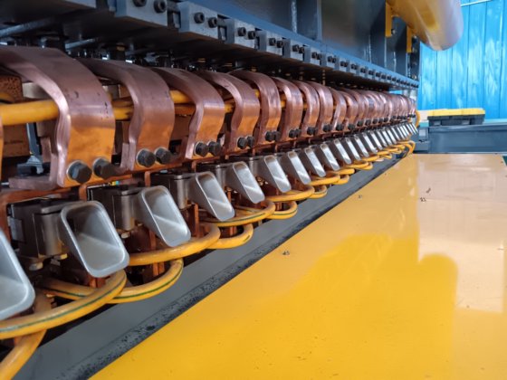 飞虹钢筋网焊接生产线