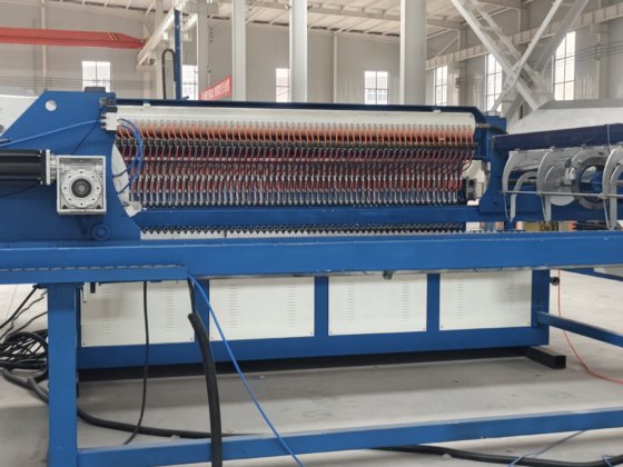 Feihong自動3Dフェンス溶接機