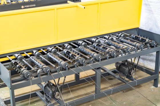 Feihong 3-6mm の自動金網の溶接機