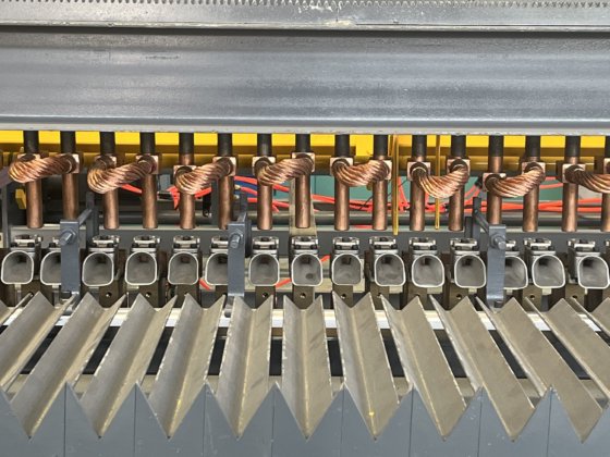 飞鸿护栏网焊接机