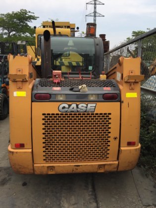 2012 CASE SR200