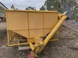 GROUPER WITH UNLOADING AUGER