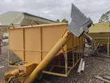 GROUPER WITH UNLOADING AUGER