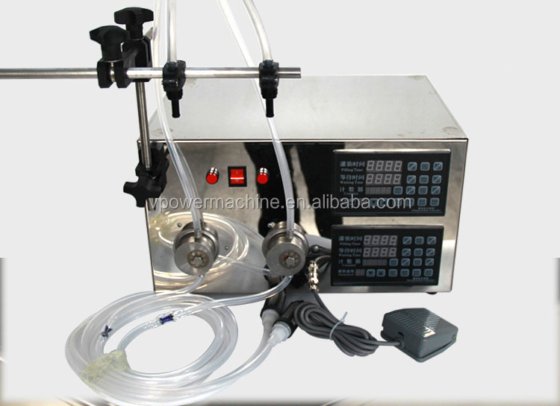 半自动双头高精度磁力泵灌装机，用于软饮料、香水、油、饮料、化妆品液体灌装