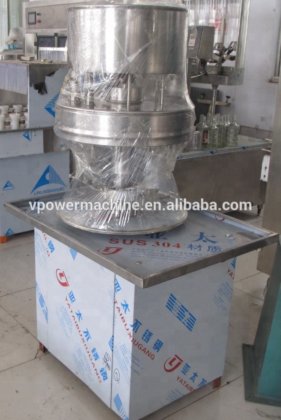 工厂半自动酒/水/牛奶/果汁 12 头旋转式瓶子灌装机