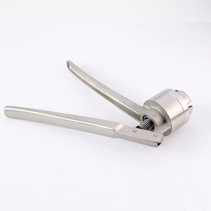 用于香水、口服液铝盖、先灵瓶的 20 毫米手动青霉素瓶盖压盖机