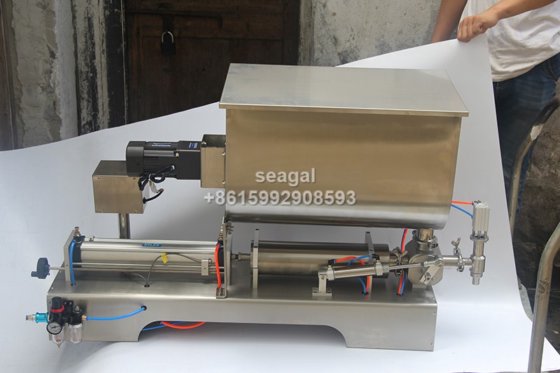 5-5000 毫升辣椒酱灌装机，酱料定量灌装机械，气动浆料混合灌装机