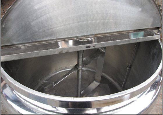 立式加热不锈钢液体混合罐和混合机，适用于液体肥皂、膏霜、凝胶、洗发水、乳液