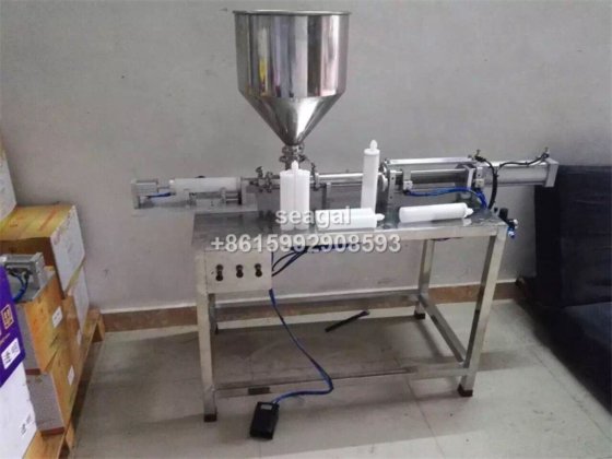 半自动聚氨酯气雾剂泡沫塑料注射灌装机，粘合剂、玻璃胶用泡沫塑料注射机