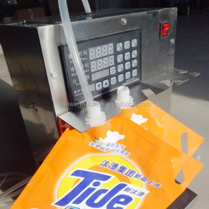 用于饮料、牛奶、多包装的台式自动水口小袋灌装旋盖机