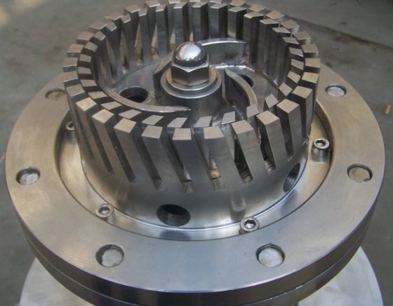 带不同搅拌头的立式乳化、均质分散搅拌机