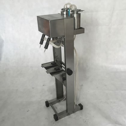 半自动双头真空香水玻璃瓶灌装机灌装机