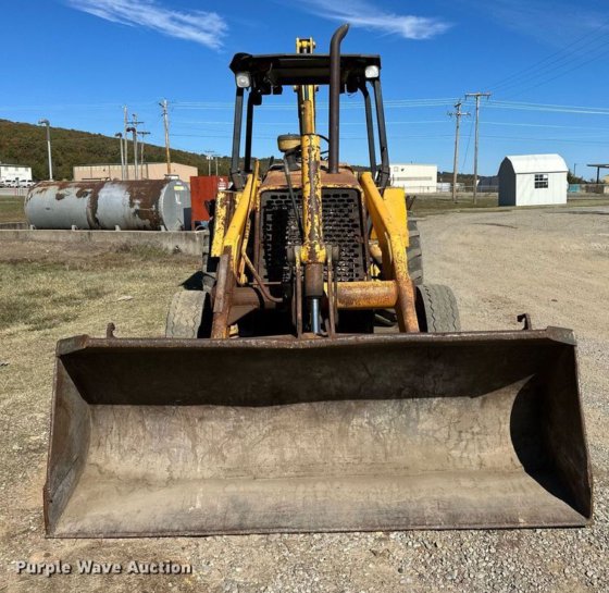 1988 John Deere 310C in Poteau, OK, USA