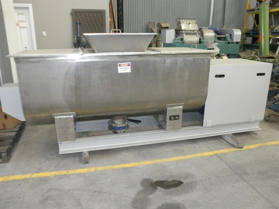 F.A.MAKER 1000L SS in Melbourne,