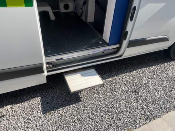 2021年式フォード トランジット カスタム 救急車 L2H2