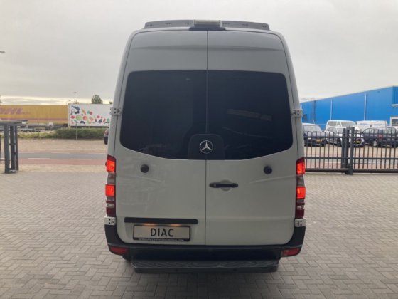 2018款梅赛德斯-奔驰316 CDI救护车 L2H2