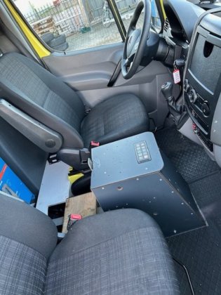 2015款梅赛德斯-奔驰 316 CDI 救护车 L2H2