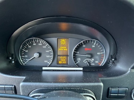 2015款梅赛德斯-奔驰 316 CDI 救护车 L2H2