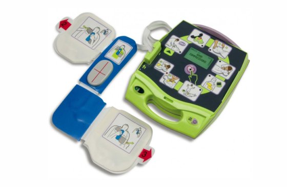 ZOLL AED Plus 蘇生器 |