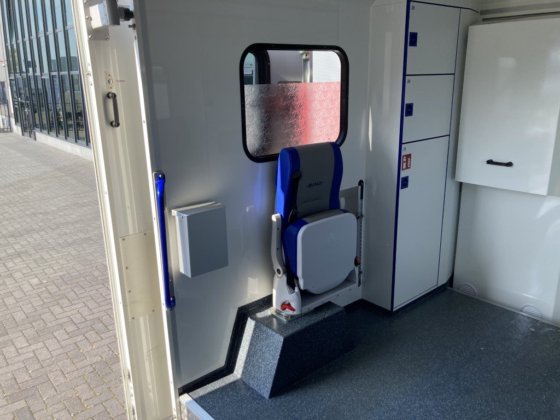 2018款奔驰419救护车集装箱