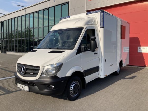 2018款奔驰419救护车集装箱