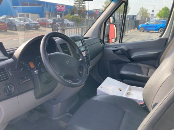 2018款奔驰419救护车集装箱