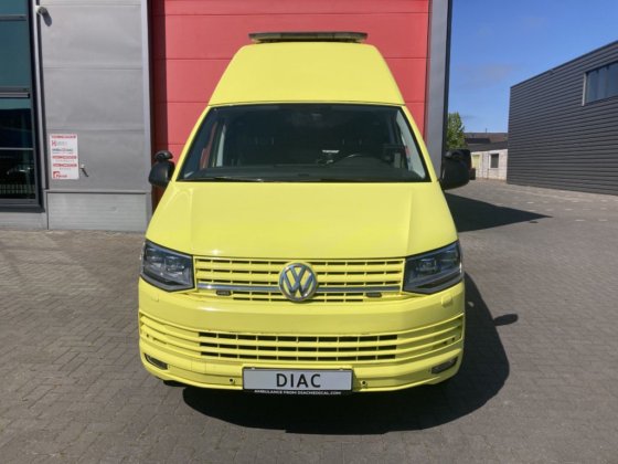 2019年式フォルクスワーゲンT6救急車