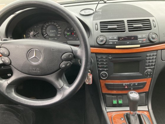 2010 梅赛德斯-奔驰 E-280 Cdi 柴油救护车