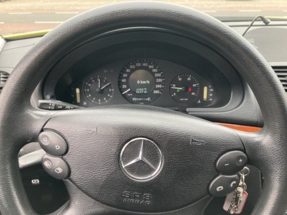 2010 梅赛德斯-奔驰 E-280 Cdi 柴油救护车